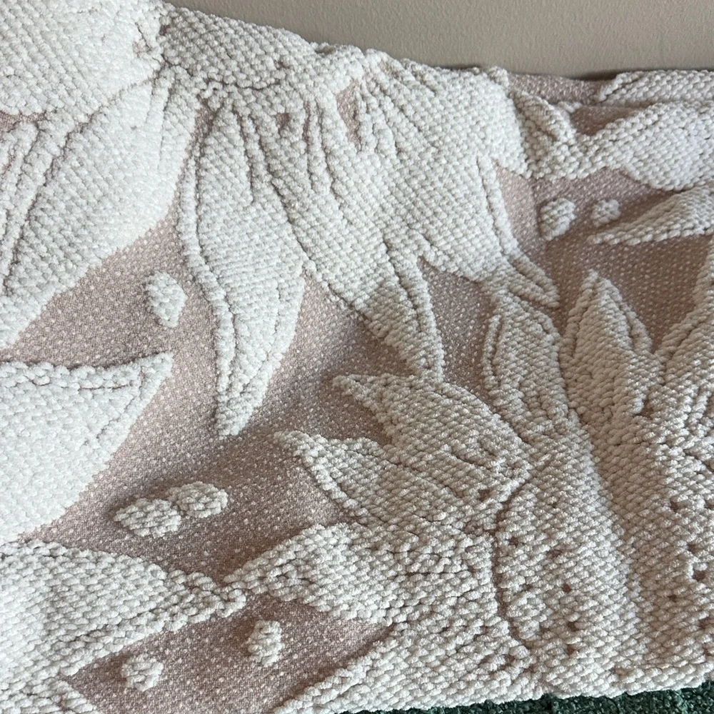 Martha Stewart Ivory & Beige Chenille Sunflower 🌻 Throw Blanket NEW!